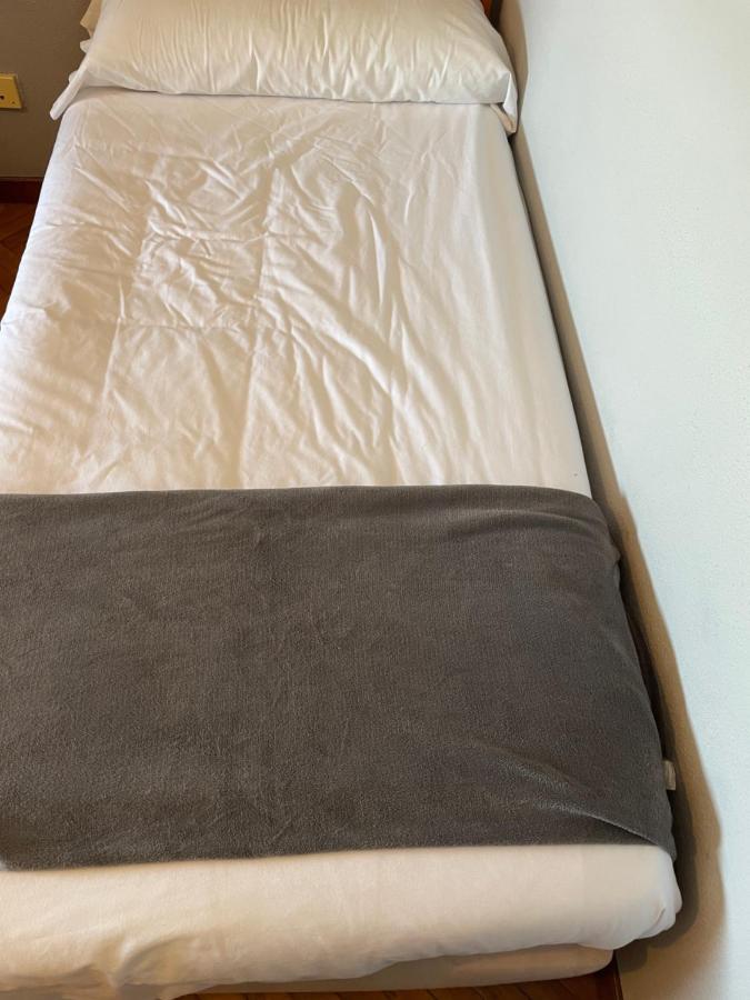 Albergue Hostal Sao Telmo Туй Экстерьер фото
