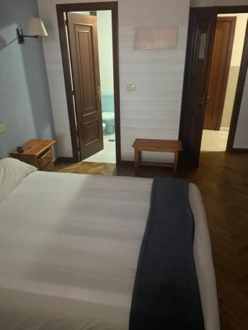 Albergue Hostal Sao Telmo Туй Экстерьер фото