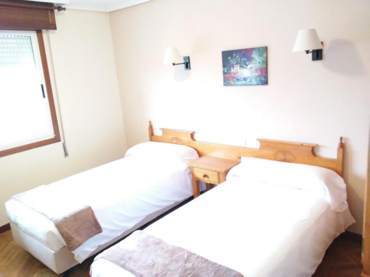 Albergue Hostal Sao Telmo Туй Экстерьер фото